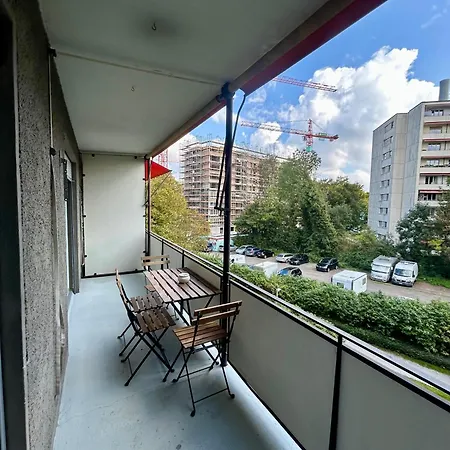 Chic Comfort In A Prime Location דירה ציריך