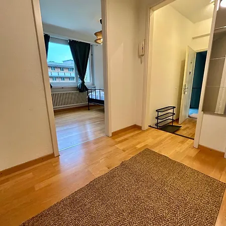 דירה Chic Comfort In A Prime Location ציריך